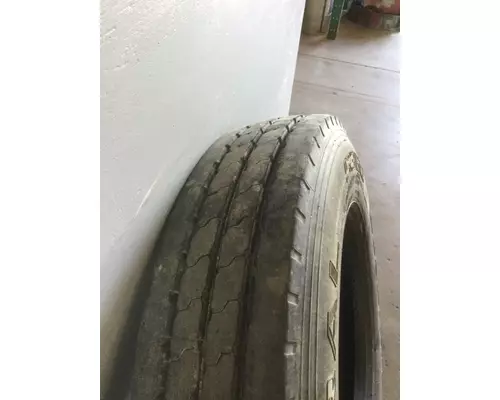 OTHER 10R22.5 TIRE