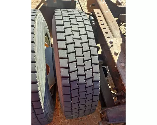 OTHER 11R22.5 TIRE