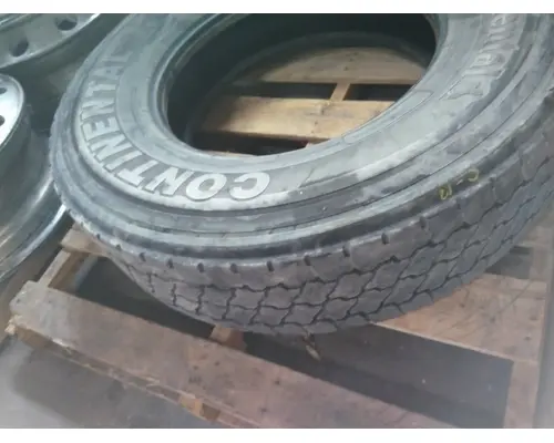 OTHER 11R22.5 TIRE