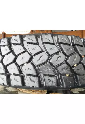 OTHER 11R22.5 TIRE
