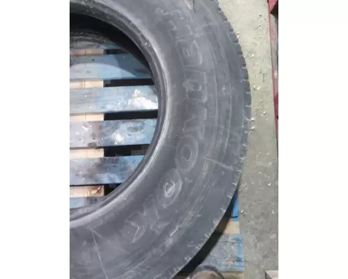 OTHER 11R22.5 TIRE