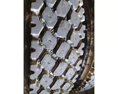 OTHER 11R24.5 TIRE