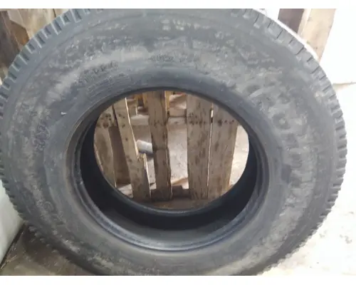OTHER 11R24.5 TIRE