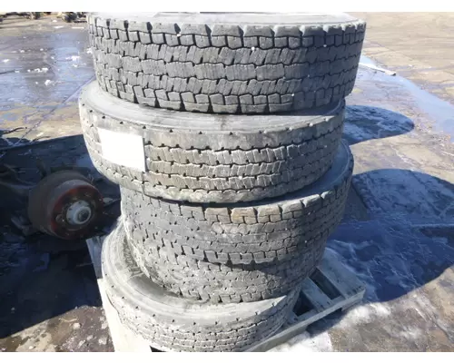 OTHER 275/80R22.5 TIRE