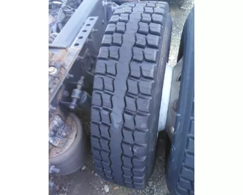 OTHER 275/80R22.5 TIRE