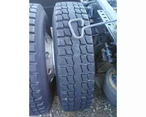 OTHER 275/80R22.5 TIRE