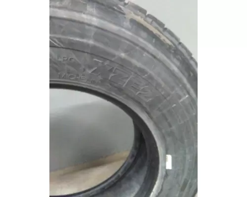 OTHER 275/80R22.5 TIRE