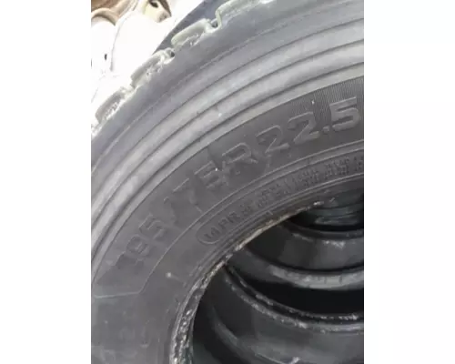 OTHER 275/80R22.5 TIRE