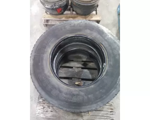 OTHER 275/80R22.5 TIRE