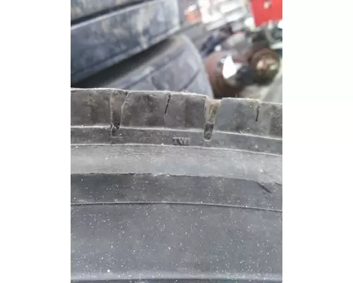 OTHER 275/80R22.5 TIRE