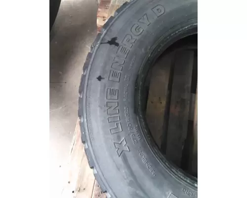 OTHER 275/80R22.5 TIRE