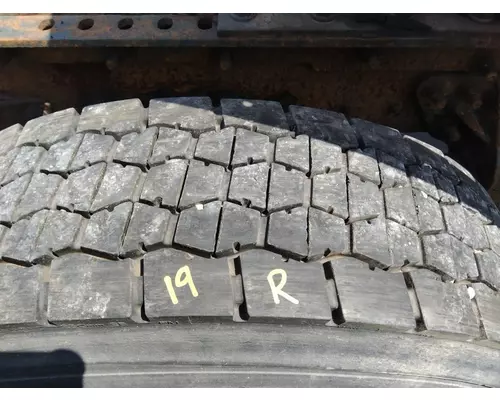 OTHER 275/80R22.5 TIRE