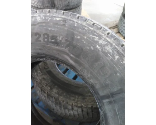 OTHER 285/70R19.5 TIRE