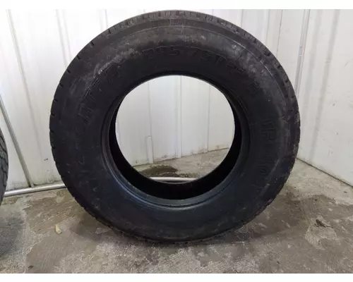 OTHER 295/75R22.5 TIRE