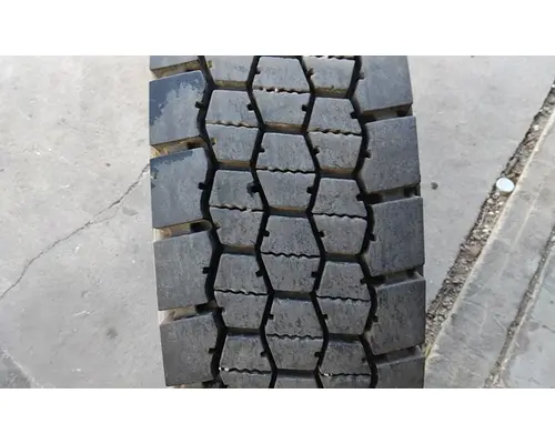 OTHER 295/75R22.5 TIRE