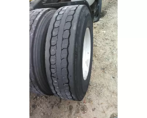 OTHER 295/75R22.5 TIRE