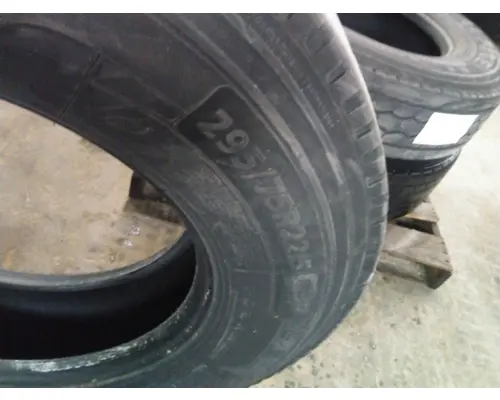OTHER 295/75R22.5 TIRE