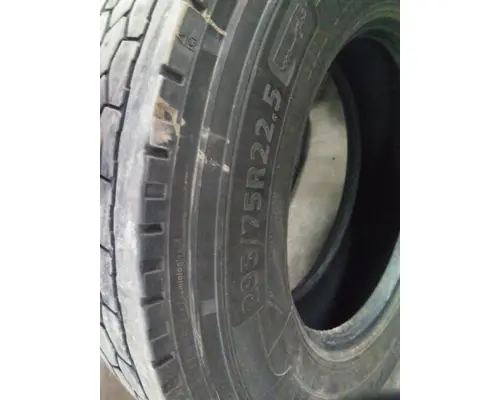 OTHER 295/75R22.5 TIRE