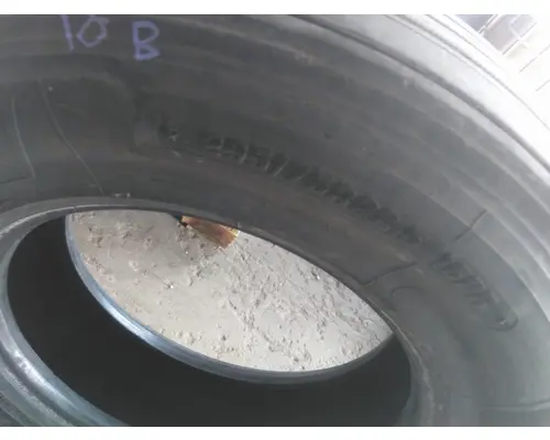 OTHER 295/75R22.5 TIRE