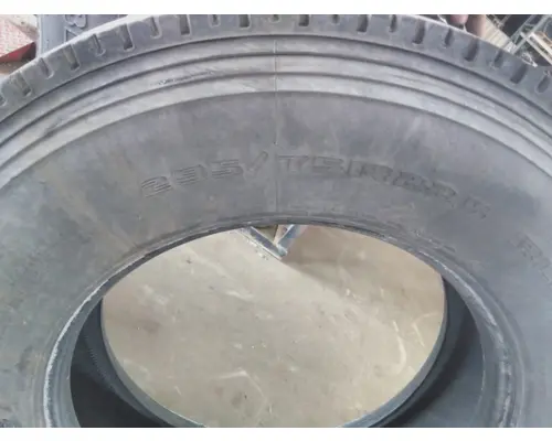 OTHER 295/75R22.5 TIRE