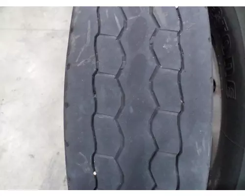 OTHER 295/75R22.5 TIRE