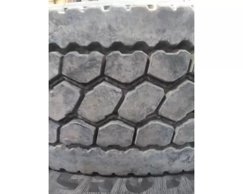 OTHER 295/75R22.5 TIRE