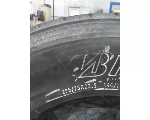 OTHER 295/75R22.5 TIRE