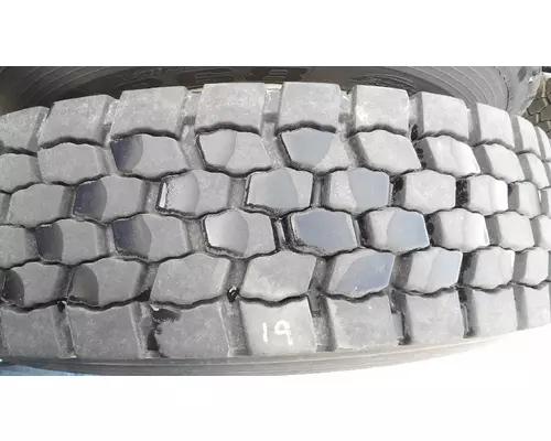 OTHER 295/75R22.5 TIRE