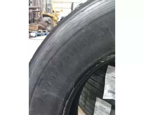 OTHER 295/75R22.5 TIRE