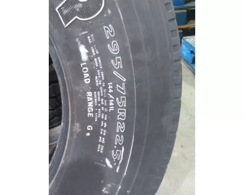 OTHER 295/75R22.5 TIRE