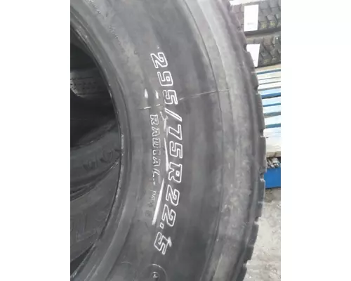 OTHER 295/75R22.5 TIRE
