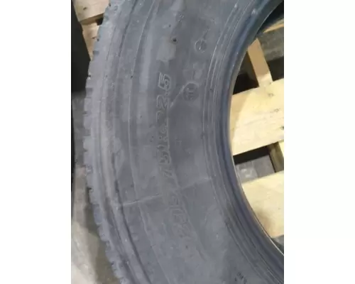 OTHER 295/75R22.5 TIRE