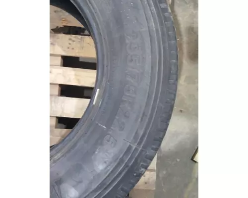 OTHER 295/75R22.5 TIRE