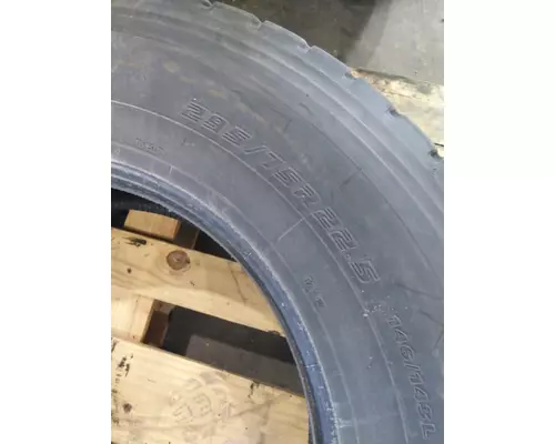 OTHER 295/75R22.5 TIRE