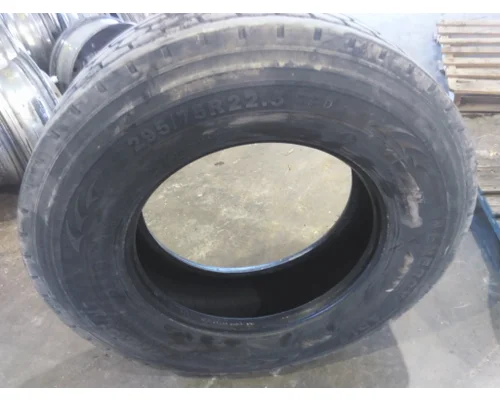 OTHER 295/75R22.5 TIRE
