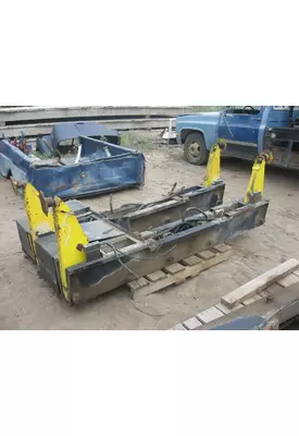 OUTRIGGER HYDRAULIC Equipment (mounted)