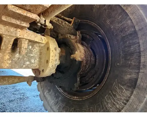 Spindle / Knuckle, Front Oshkosh S-series Complete Recycling Group LLC