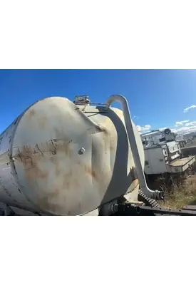 Other APROX 3000 GAL TANK Body / Bed