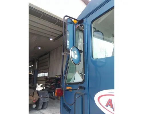 Mirror (Side View) OTTAWA 30/YT30 LKQ Thompson Motors - Wykoff