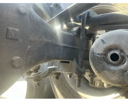 PACCAR  DX40 (MR2014P) Axle Housings (Rear)