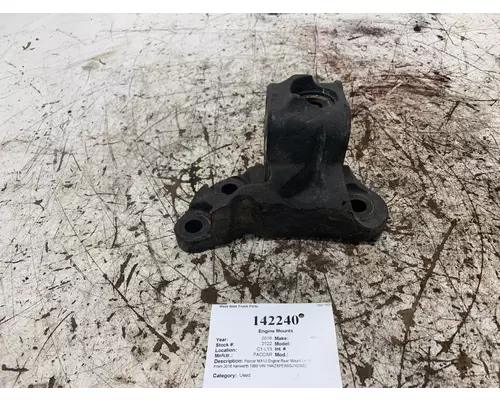 PACCAR 1670902 Engine Mounts