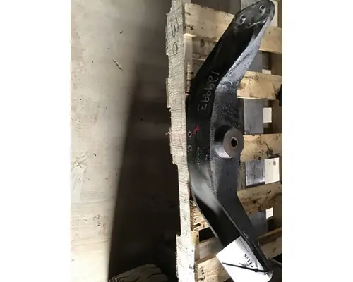 PACCAR 335 Engine Mounts