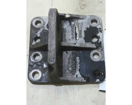 PACCAR 357 ENGINE MOUNTS, ENGINE (REAR)