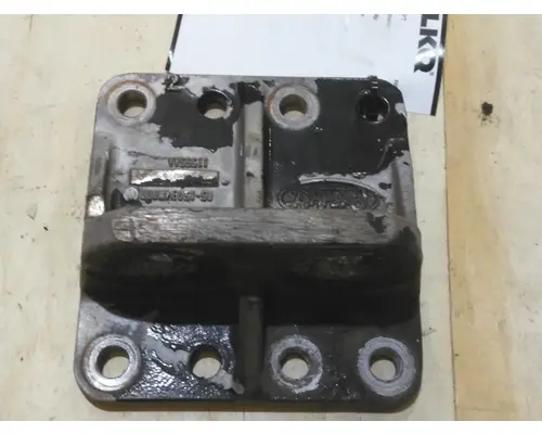 PACCAR 357 ENGINE MOUNTS, ENGINE (REAR)