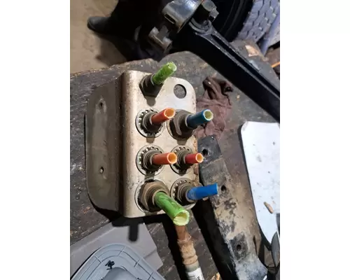 PACCAR 388 Bracket, Misc.