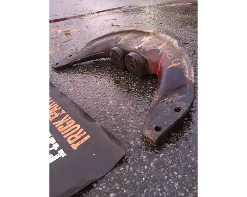 PACCAR 389 Engine Mounts