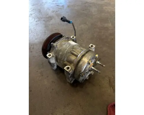PACCAR 567 Air Conditioner Compressor