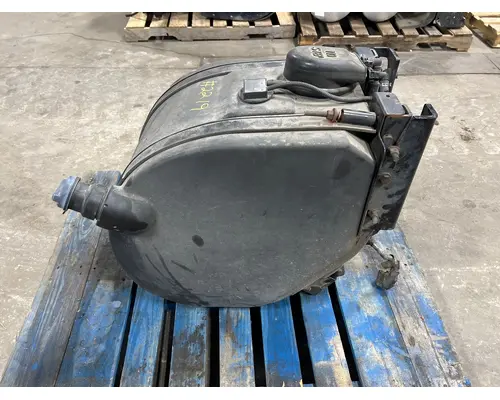 PACCAR 579 DEF Tank