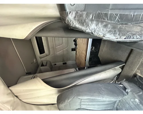 PACCAR 579 Frame Horn