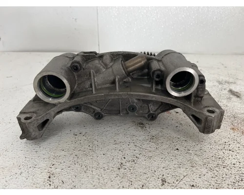 PACCAR 591121/02 Oil Pump